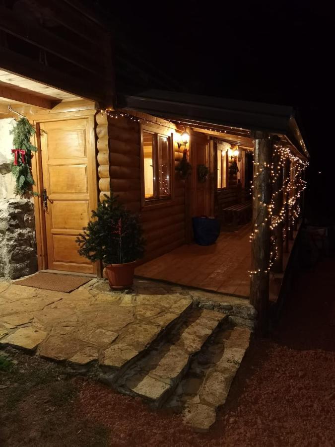 Koliba 30Svibnja Villa Perusic Luaran gambar