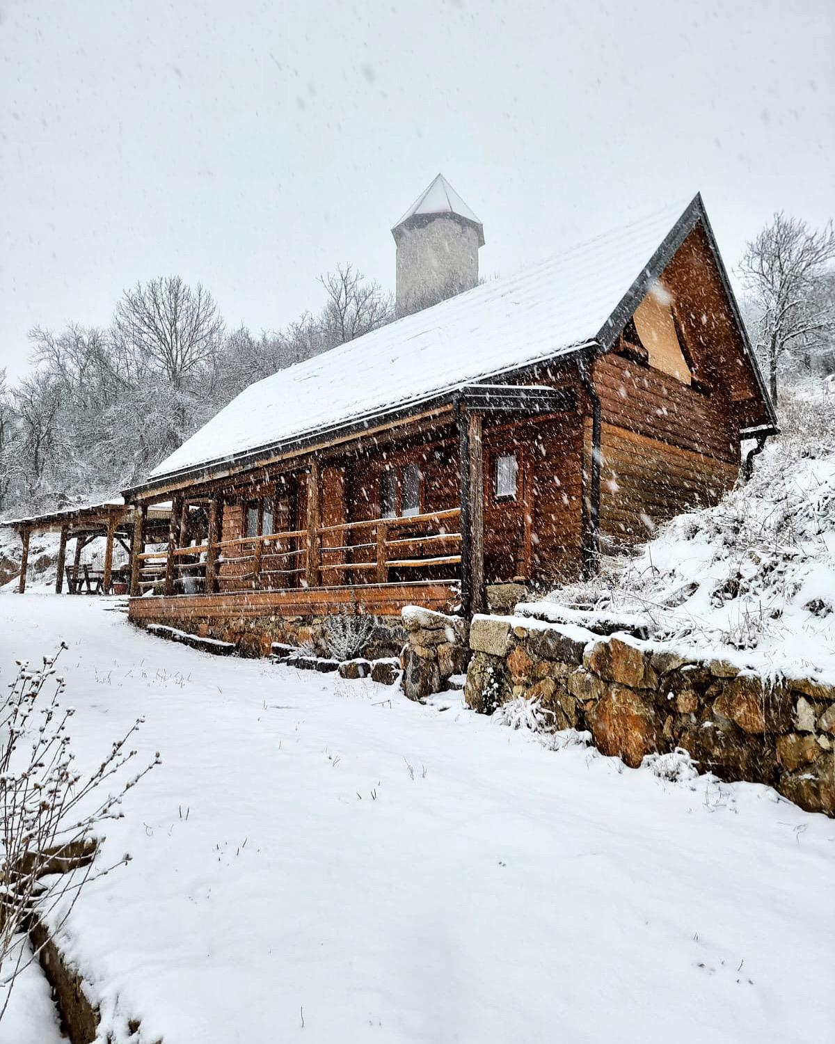 Koliba 30Svibnja Villa Perusic Luaran gambar